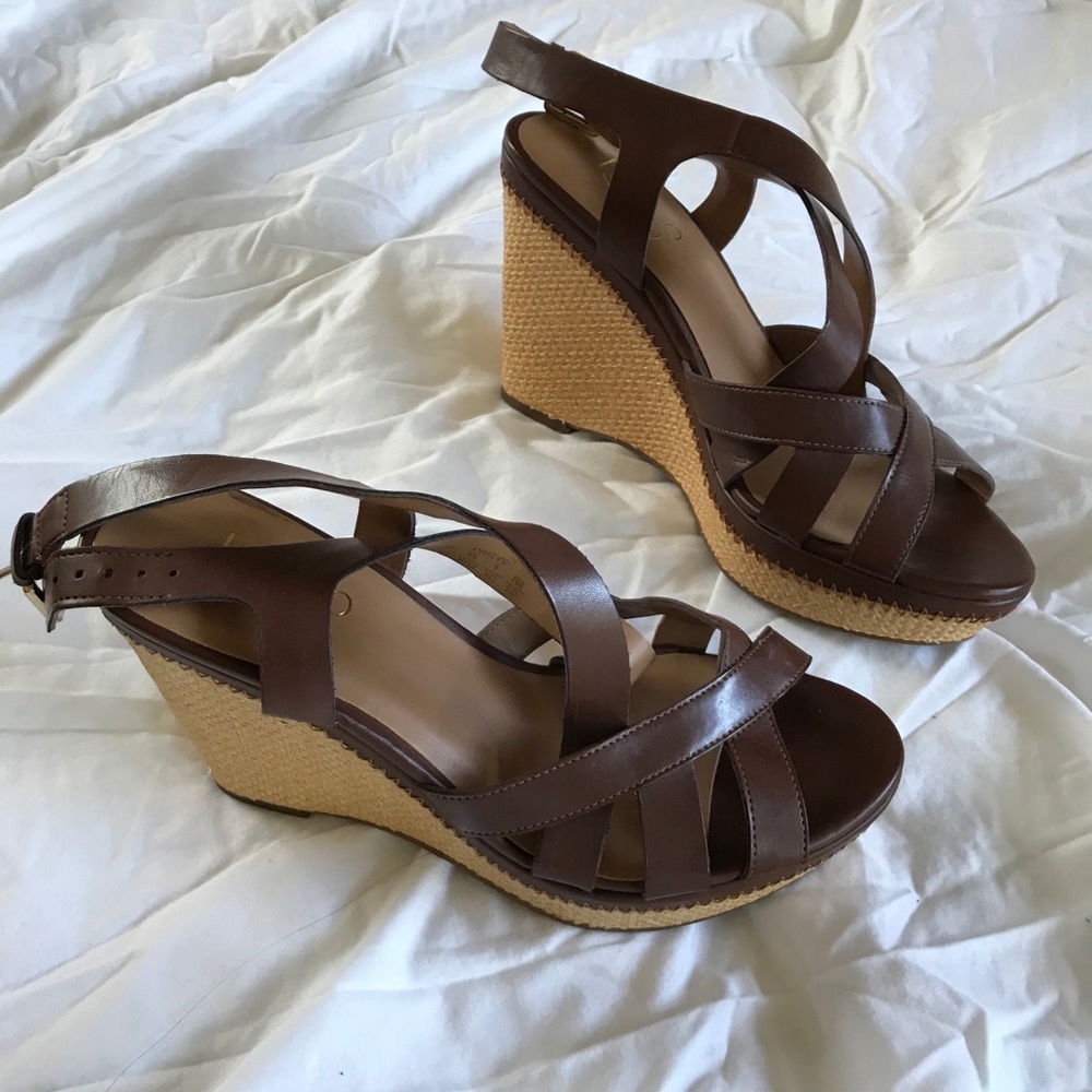 Brown leather wedges/heels